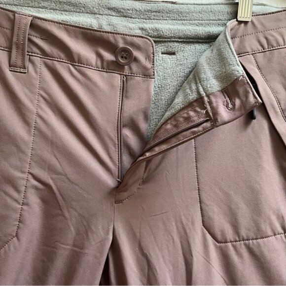 Eddie Bauer Fleece Lined Cargo pants Sz 34 - Picture 5 of 11